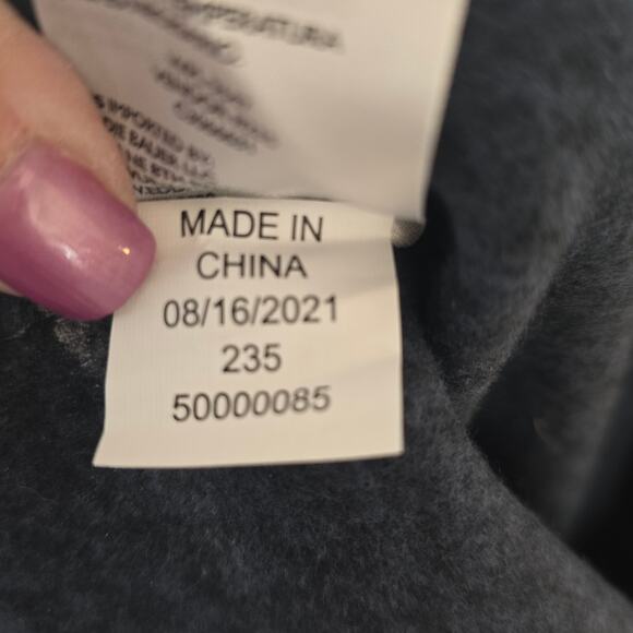 NWT, Eddie Bauer 1/4 Snap Sweater Blue, Size Large - Picture 4 of 5